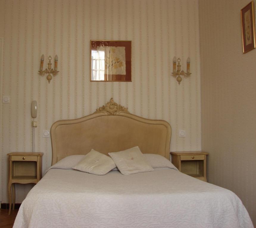Hotel Le Siecle Mazan Bagian luar foto
